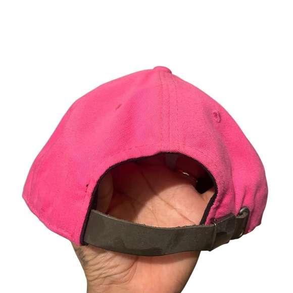 Champion Fuchsia Cap - Picture 6 of 7